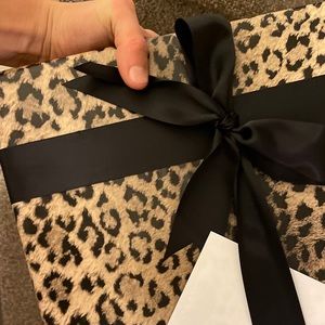 Meet your Posher, Lorenza